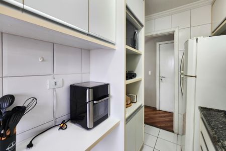 Apartamento à venda com 63m², 2 quartos e 2 vagasCozinha 