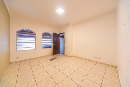 Sala de casa para alugar com 2 quartos, 125m² em Vila Claudio, Santo André