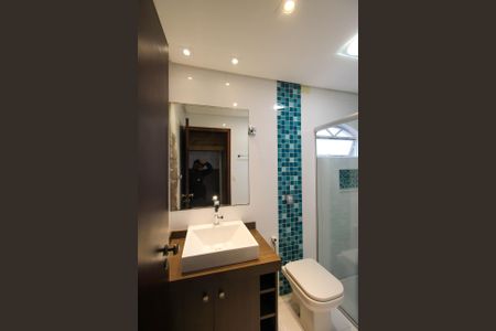 Casa à venda com 170m², 4 quartos e 4 vagas Casa à venda com 170m², 4 quartos e 4 vagasBanheiro da Suíte