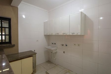 Casa à venda com 170m², 4 quartos e 4 vagas Casa à venda com 170m², 4 quartos e 4 vagasÁrea de Serviço