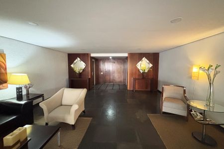 Apartamento para alugar com 55m², 2 quartos e 1 vagahall de entrada