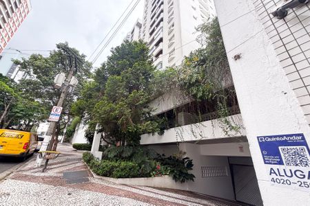 Apartamento para alugar com 55m², 2 quartos e 1 vagafachada do predio