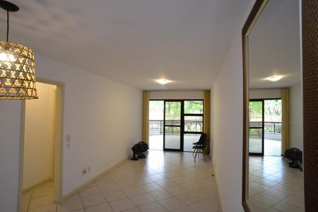 Sala de apartamento para alugar com 2 quartos, 86m² em Barra da Tijuca, Rio de Janeiro