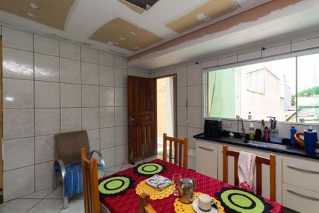 Casa à venda com 200m², 6 quartos e 2 vagasCozinha