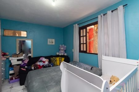 Casa à venda com 200m², 6 quartos e 2 vagasCasa 2