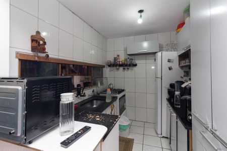 Casa à venda com 200m², 6 quartos e 2 vagasCasa 2