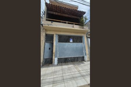 Casa à venda com 200m², 6 quartos e 2 vagasFachada