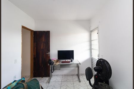 Casa à venda com 200m², 6 quartos e 2 vagascasa 3