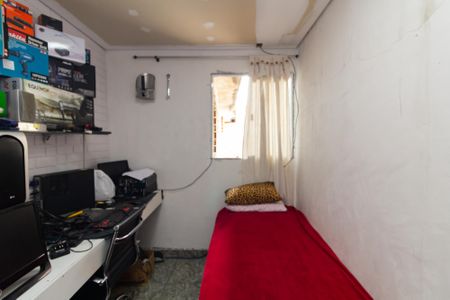 Casa à venda com 200m², 6 quartos e 2 vagasQuarto 3