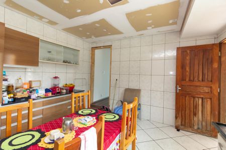 Casa à venda com 200m², 6 quartos e 2 vagasCozinha