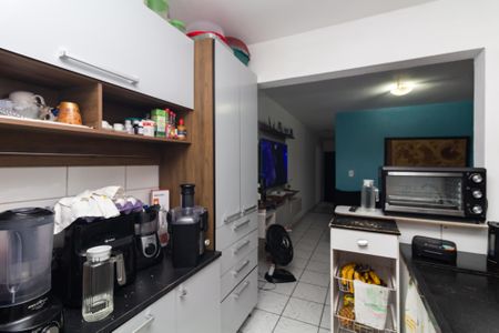 Casa à venda com 200m², 6 quartos e 2 vagasCasa 2