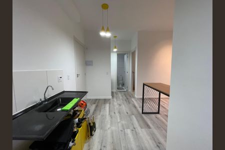 Apartamento para alugar com 35m², 2 quartos e sem vaga Apartamento para alugar com 35m², 2 quartos e sem vagaCozinha e Área de Serviço