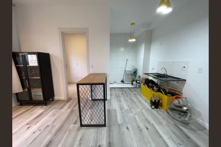 Sala de apartamento para alugar com 2 quartos, 35m² em Jaguaré, São Paulo