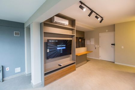 Apartamento para alugar com 75m², 2 quartos e 1 vagaSala 