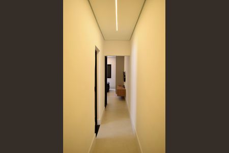 Corredor de entrada de casa para alugar com 1 quarto, 34m² em Alto de Pinheiros, São Paulo