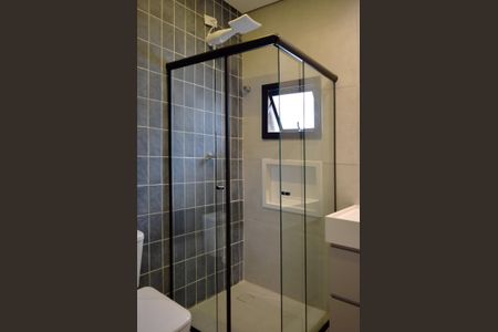 Banheiro de casa para alugar com 1 quarto, 34m² em Alto de Pinheiros, São Paulo