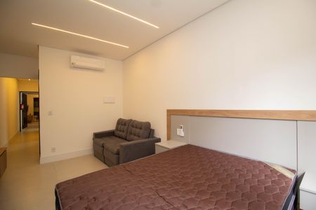 Quarto de casa para alugar com 1 quarto, 34m² em Alto de Pinheiros, São Paulo