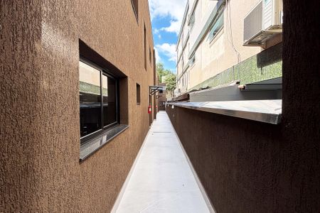 Studio para alugar com 28m², 1 quarto e sem vagaentrada acesso aos aptos