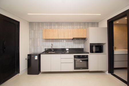 Cozinha de kitnet/studio para alugar com 1 quarto, 36m² em Alto de Pinheiros, São Paulo