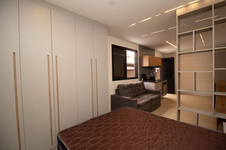 Quarto de kitnet/studio para alugar com 1 quarto, 32m² em Alto de Pinheiros, São Paulo