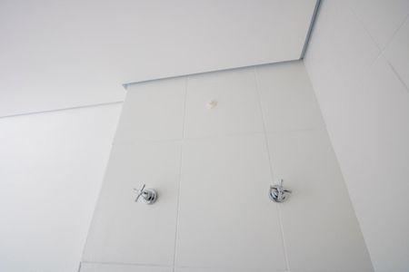 Apartamento à venda com 68m², 2 quartos e 1 vaga Apartamento à venda com 68m², 2 quartos e 1 vagaBanheiro social