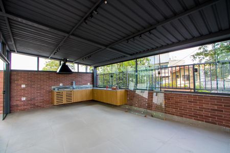 Apartamento à venda com 68m², 2 quartos e 1 vaga Apartamento à venda com 68m², 2 quartos e 1 vagaÁrea comum - Churrasqueira