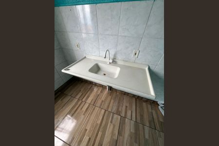 Cozinha  de apartamento para alugar com 2 quartos, 18m² em Guajuviras, Canoas