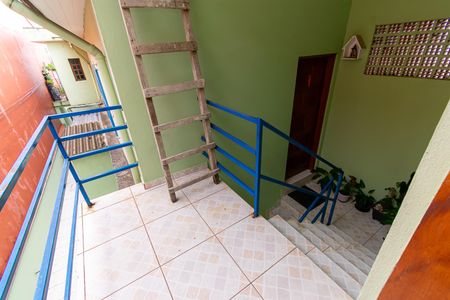 Casa para alugar com 70m², 2 quartos e sem vagaEntrada