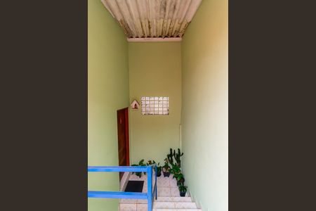 Casa para alugar com 70m², 2 quartos e sem vagaEntrada