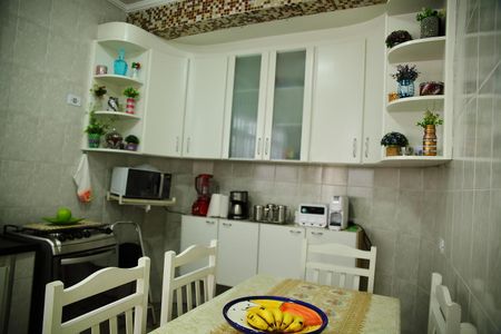 Casa à venda com 187m², 3 quartos e 5 vagasCozinha 