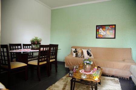 Casa à venda com 187m², 3 quartos e 5 vagasSala