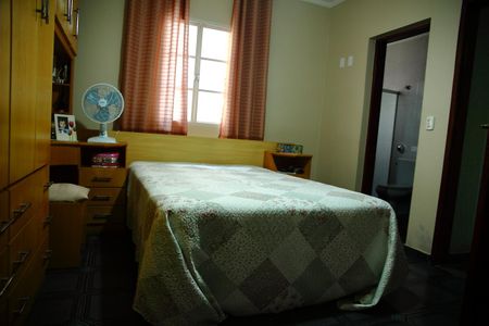 Casa à venda com 187m², 3 quartos e 5 vagasSuíte 1