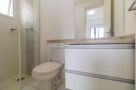 Apartamento à venda com 69m², 3 quartos e 1 vaga Apartamento à venda com 69m², 3 quartos e 1 vagaBanheiro da Suíte