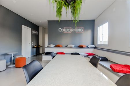 Apartamento à venda com 36m², 2 quartos e sem vagaÁrea comum