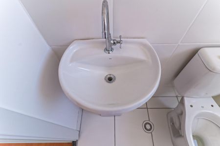 Apartamento à venda com 55m², 2 quartos e sem vaga Apartamento à venda com 55m², 2 quartos e sem vagaBanheiro - torneira