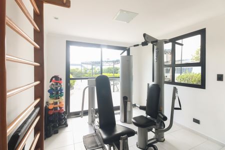 Apartamento à venda com 147m², 3 quartos e 3 vagasCondomínio - Academia 