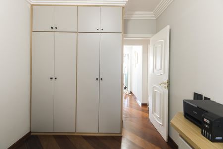 Apartamento à venda com 147m², 3 quartos e 3 vagasQuarto 2