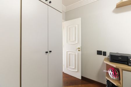 Apartamento à venda com 147m², 3 quartos e 3 vagasQuarto 2