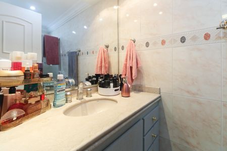 Apartamento à venda com 147m², 3 quartos e 3 vagasBanheiro Suíte 