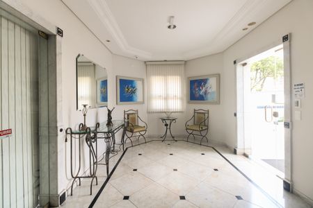 Apartamento à venda com 147m², 3 quartos e 3 vagasCondomínio - Hall 