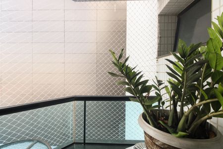 Apartamento à venda com 147m², 3 quartos e 3 vagasSuíte - Varanda 