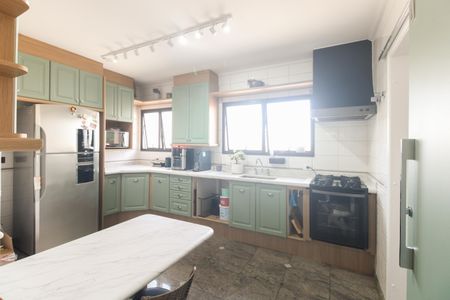 Apartamento à venda com 147m², 3 quartos e 3 vagasCozinha 