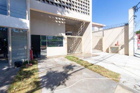 Apartamento à venda com 43m², 2 quartos e 1 vaga Apartamento à venda com 43m², 2 quartos e 1 vagaFachada