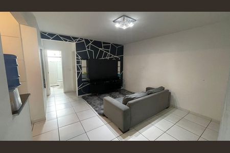 Sala de apartamento à venda com 2 quartos, 64m² em Palmital, Lagoa Santa