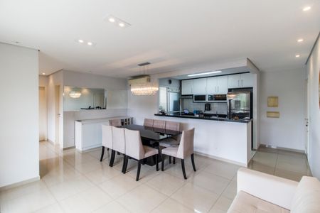 Apartamento à venda com 82m², 2 quartos e 2 vagas Apartamento à venda com 82m², 2 quartos e 2 vagasSala