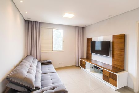 Apartamento à venda com 82m², 2 quartos e 2 vagas Apartamento à venda com 82m², 2 quartos e 2 vagasSala