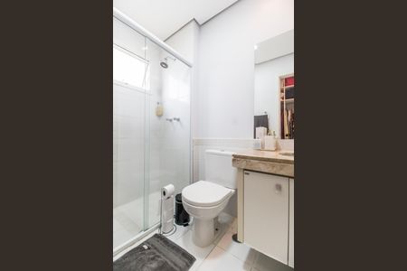 Apartamento à venda com 82m², 2 quartos e 2 vagas Apartamento à venda com 82m², 2 quartos e 2 vagasBanheiro da Suíte