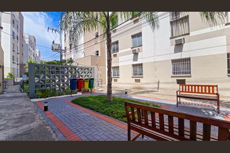 Apartamento à venda com 55m², 2 quartos e sem vaga Apartamento à venda com 55m², 2 quartos e sem vagaÁrea comum