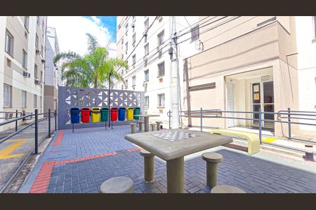 Apartamento à venda com 55m², 2 quartos e sem vaga Apartamento à venda com 55m², 2 quartos e sem vagaÁrea comum