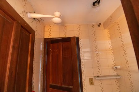 Casa à venda com 124m², 3 quartos e 1 vaga Casa à venda com 124m², 3 quartos e 1 vagaBanheiro de serviço